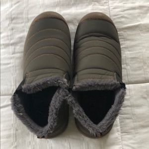 fuz lined slip on water proof shoes